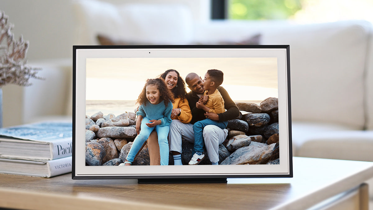 Skylight Frame | Digital Picture Frame