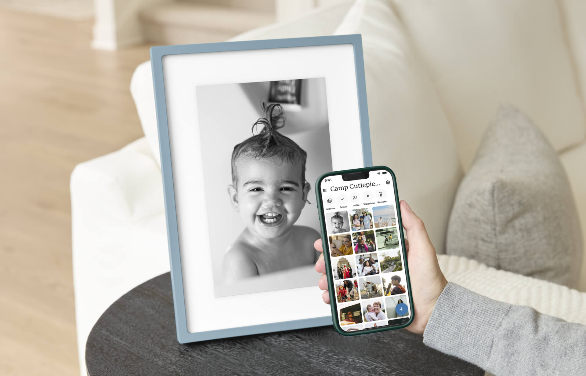 Skylight Frame 2 | Digital Picture Frame - Image 2