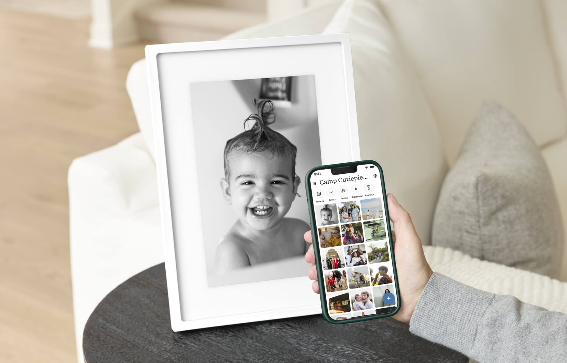 Skylight Frame 2 | Digital Picture Frame - Image 2