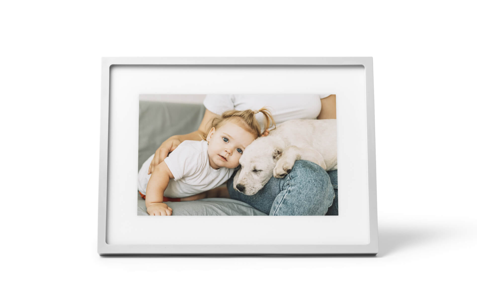 Skylight Frame 2 | Digital Picture Frame - Image 3