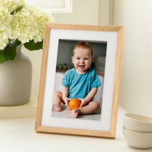 Skylight Frame 2 | Digital Picture Frame