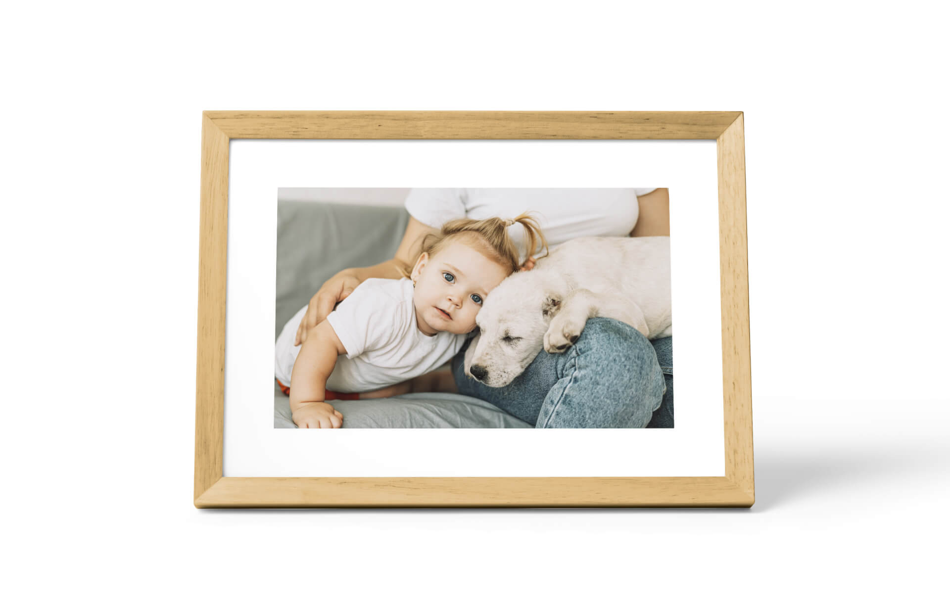 Skylight Frame 2 | Digital Picture Frame - Image 3