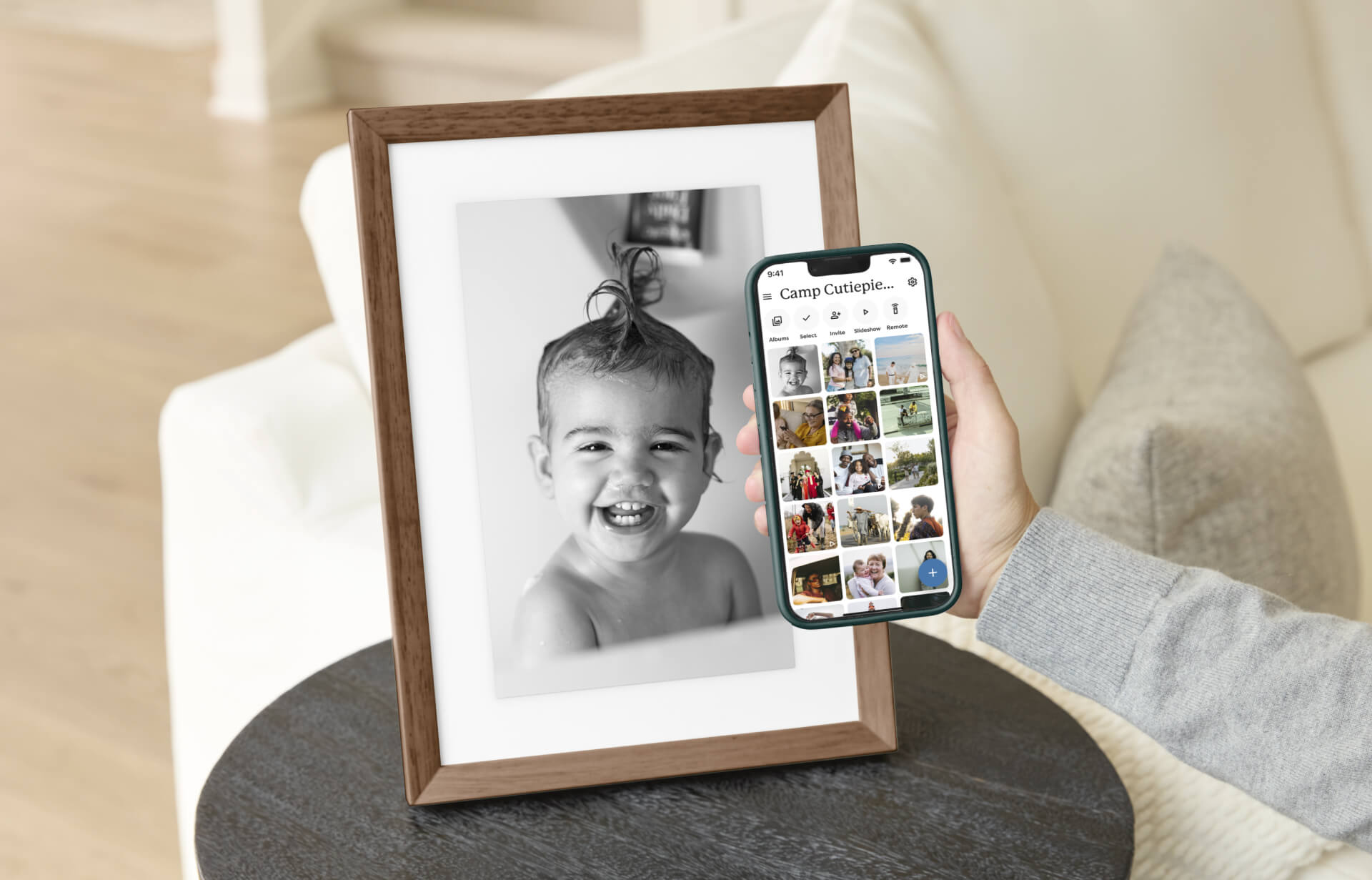 Skylight Frame 2 | Digital Picture Frame - Image 2